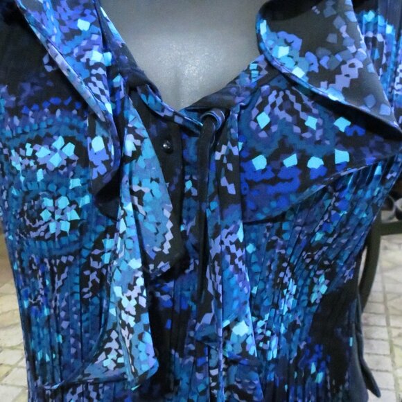 Beautiful blue ruffled blouse - Picture 11 of 11